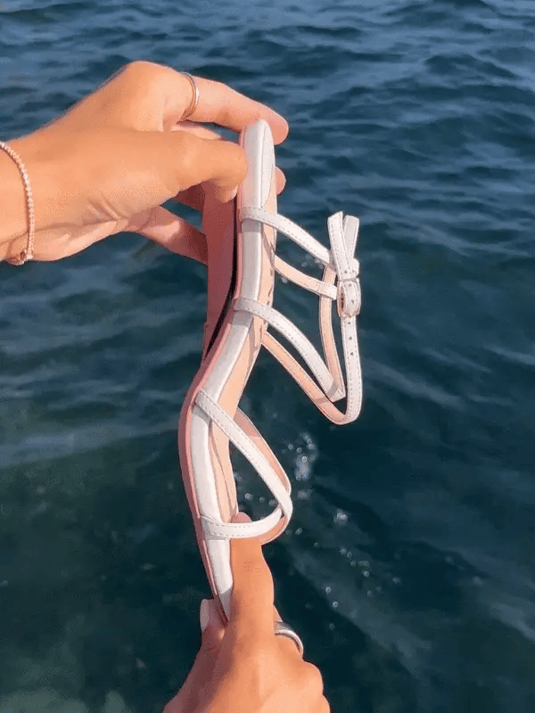 Lalila Moda - Kayışlı Stilettolar