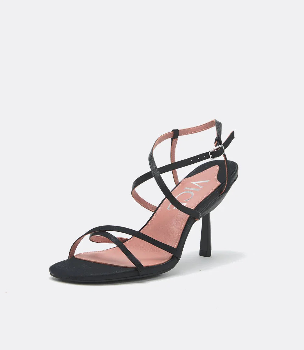 Lalila Moda - Kayışlı Stilettolar